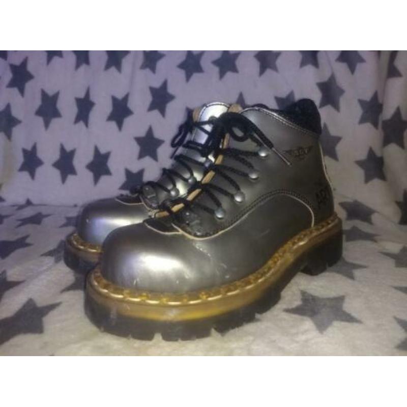 Leren schoenen - Dr Martens lookalike