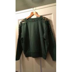 ONLY??groene sweater met kant??L/trui??42