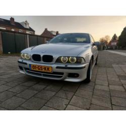 BMW 5-Serie 3.0 I 530 AUT 2001 Grijs