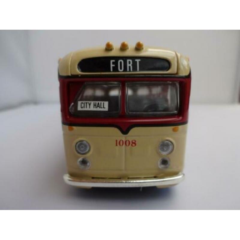 GM 4506 "DSR" nr: 98603 van Corgi Buses USA 1/50