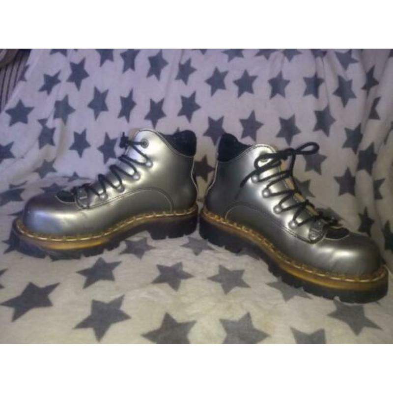Leren schoenen - Dr Martens lookalike