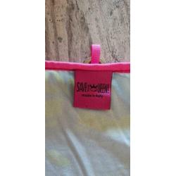 Save the Queen top