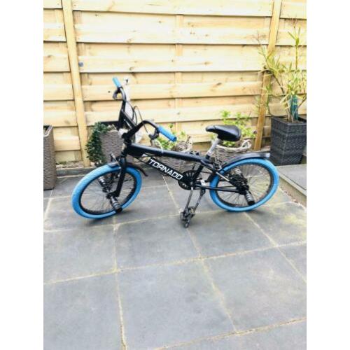 Royal Bugatti Freestyle BMX Zwart/Blauw 20” (Zgan)