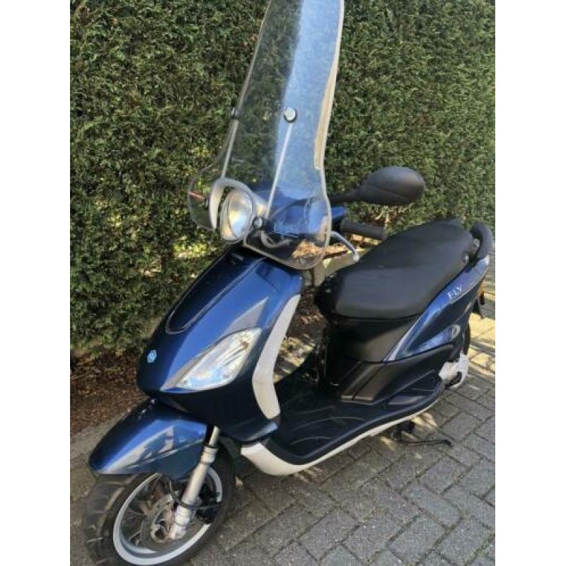 Piaggio fly 4takt snorscooter 25km