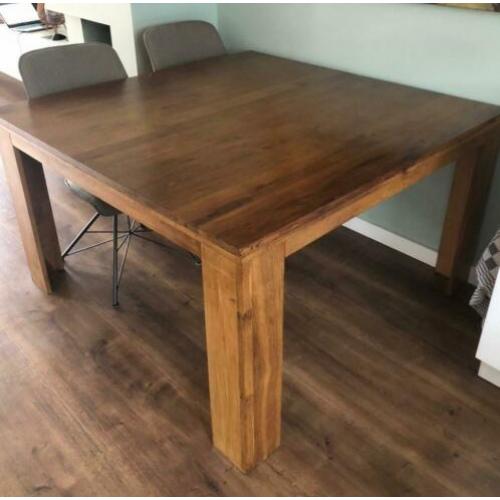 Vierkante eiken eettafel