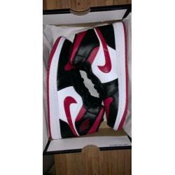 Nike Air Jordan 1 US 7 eur 40