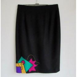 Zwarte wol/angora-mix design rok van Louis Féraud - mt 36