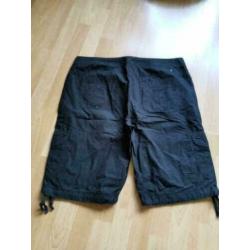 Tommy Hilfiger mooie blauwe bermuda mt L ZGAN