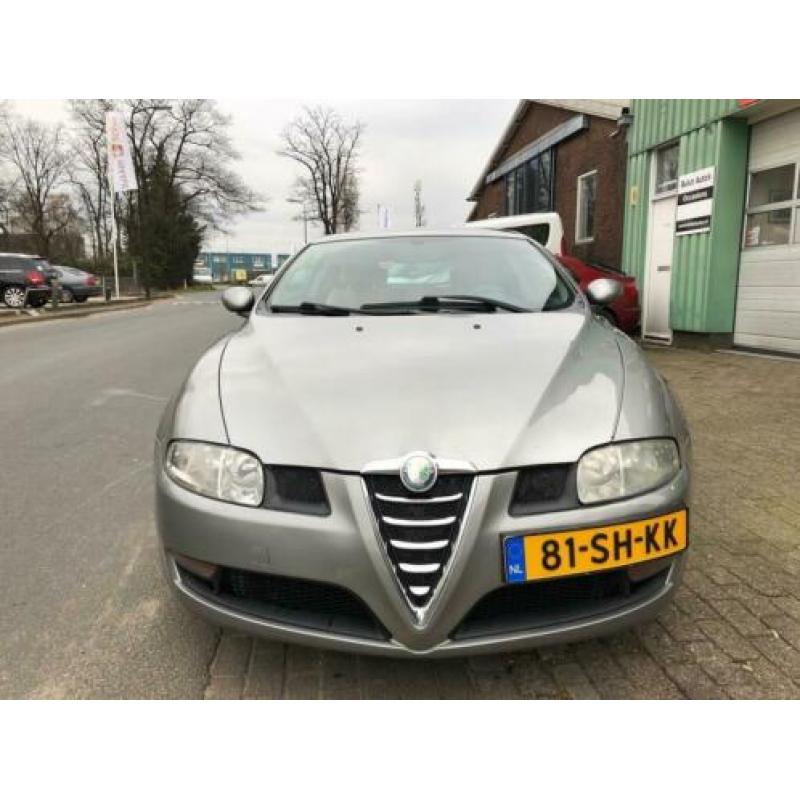 Alfa Romeo GT 2.0 JTS Distinctive AIRCO* LEER* N.A.P. !