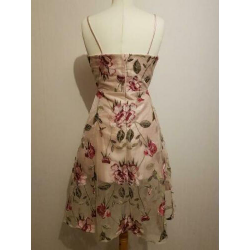Jurk zachtroze/bloemen,maat 36.