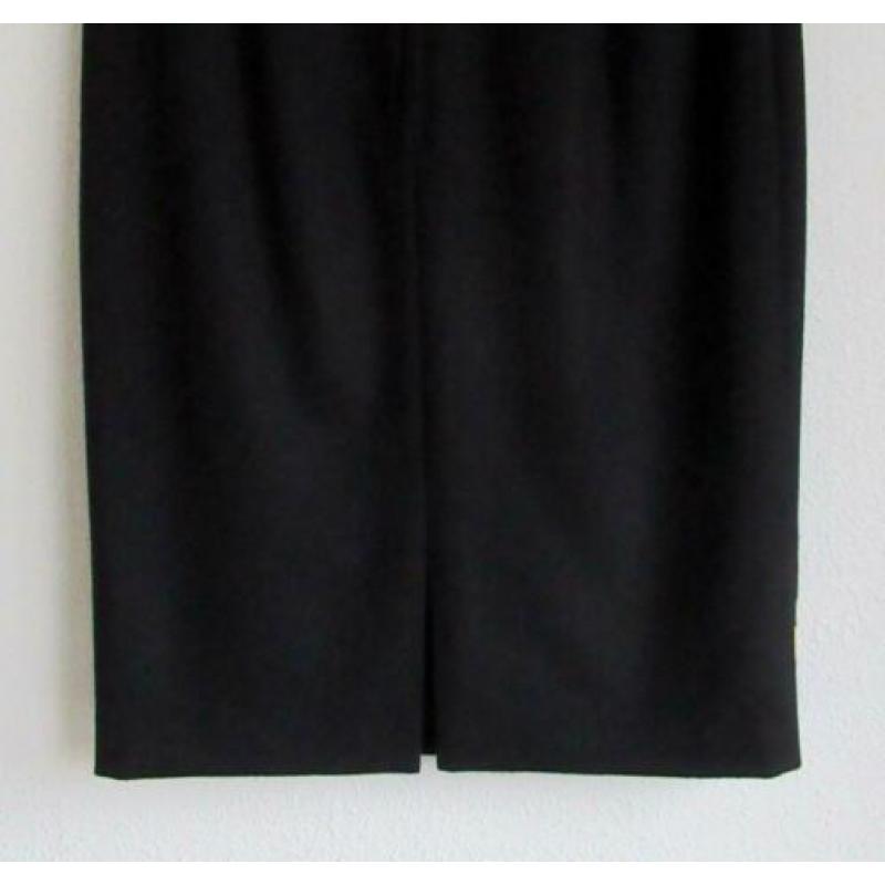 Zwarte wol/angora-mix design rok van Louis Féraud - mt 36
