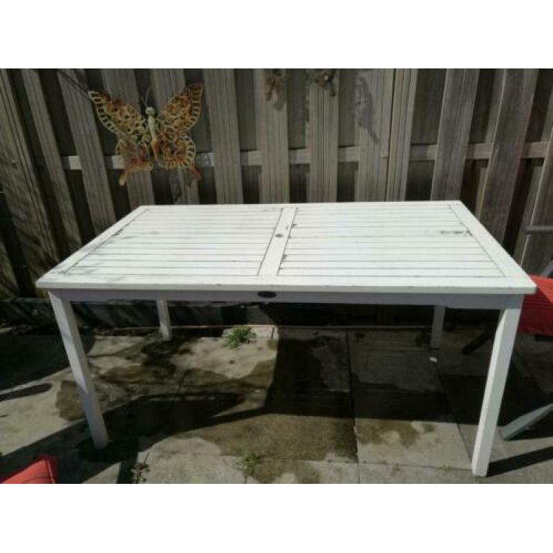 Massief houten tuintafel 150x86