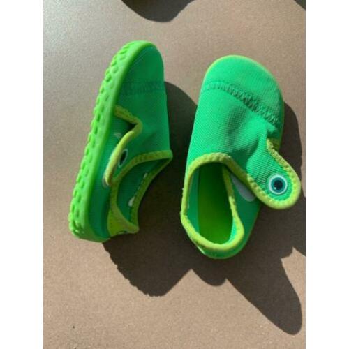 Kinderschoenen: sandalen/sport/waterschoenen, maat 23/2