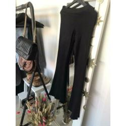 Mt 36 (kan ook bij 38) Stieglitz flared legging zwart izgs!