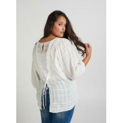 6032 romantische blouse van ZAY - maat XL (54/56)