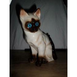Mooi groot keramiek siamese poes van vaga punt gaaf.