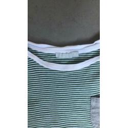 2 t-shirts van Cos maat 110-116
