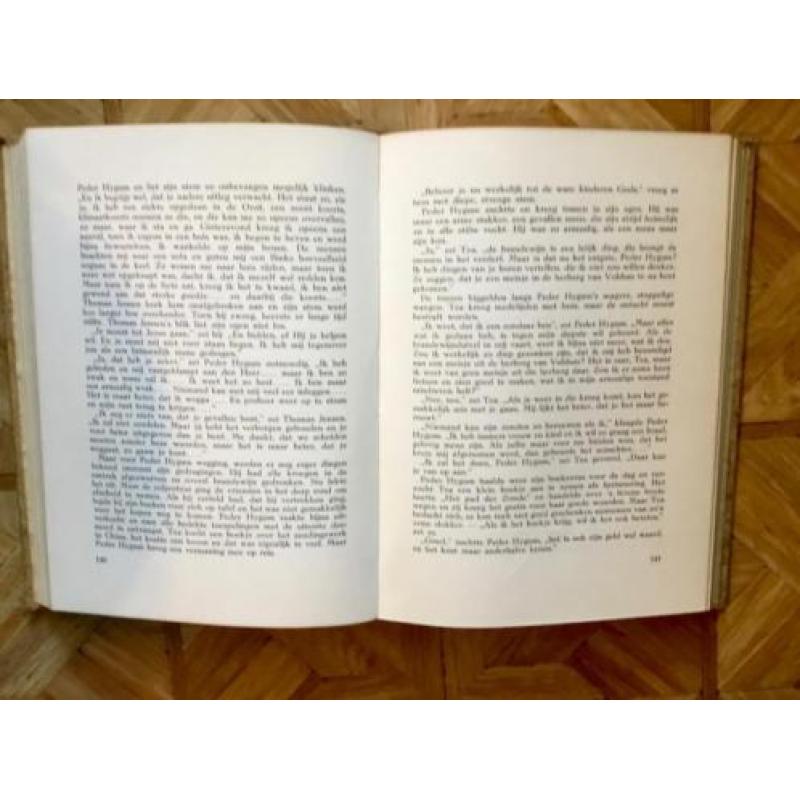 boek De Vissers uit 1937 van Hans Kirk , 7,00 E