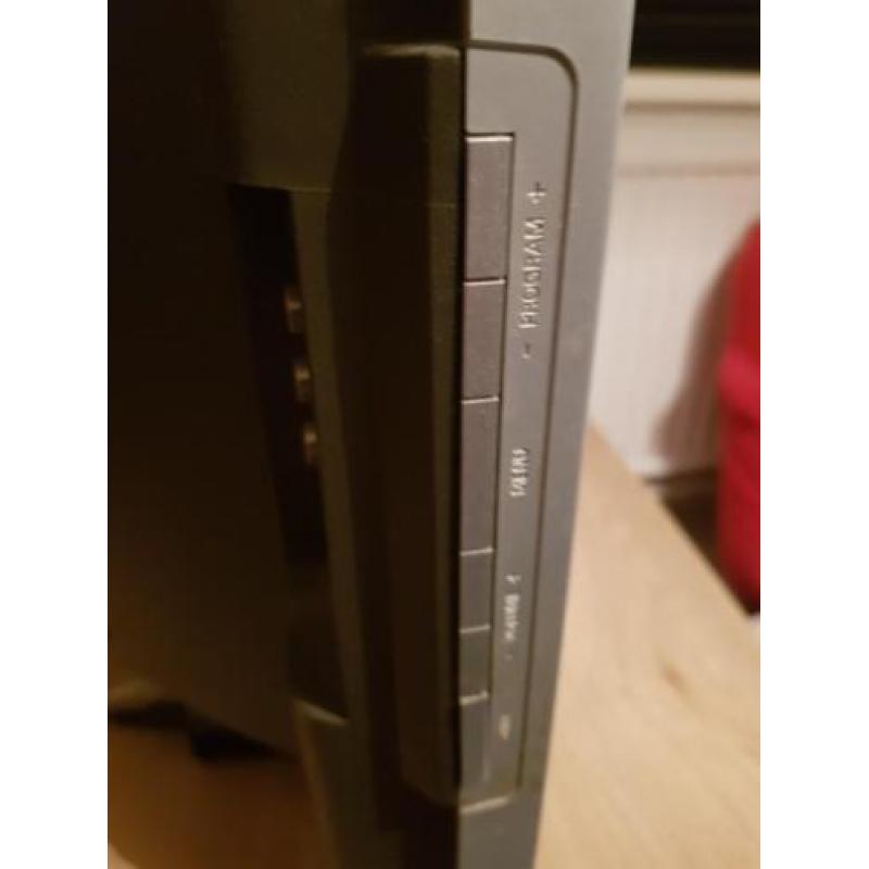 Philips lcd tv 82 cm