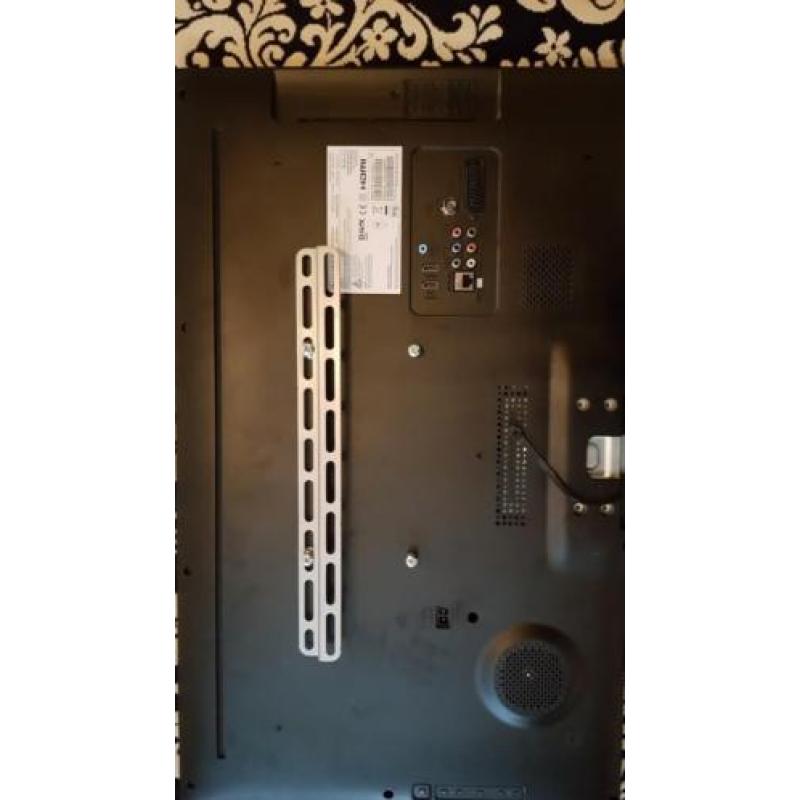 82 cm TV