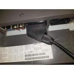 Philips lcd tv 82 cm