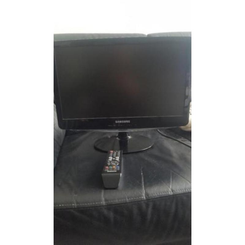 Samsung B1930HD