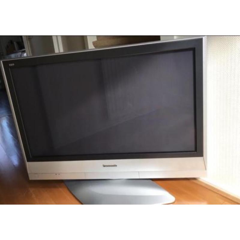 Panasonic Viera TV - plasma