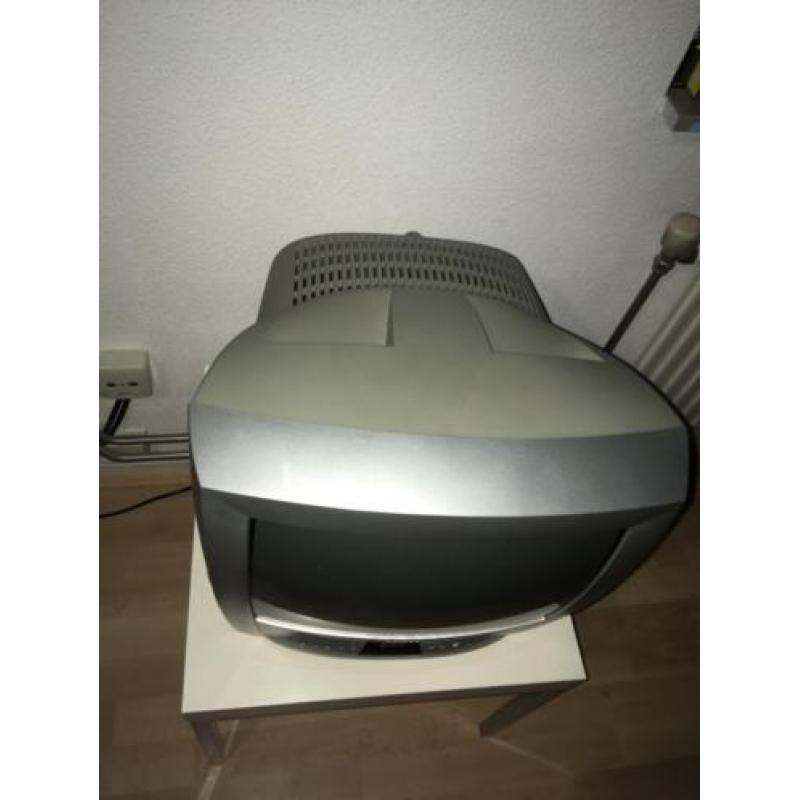 televisie Philips met video recorder (&James Bond collectie)