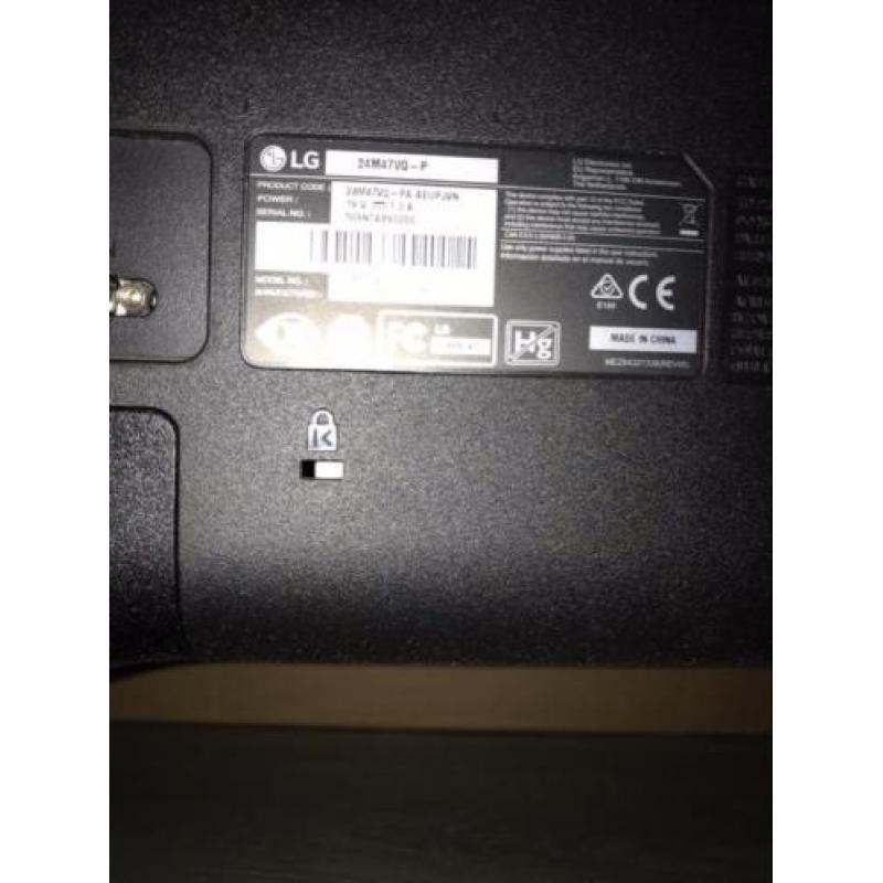 2x 24 inch fullhd lg monitor met hdmi