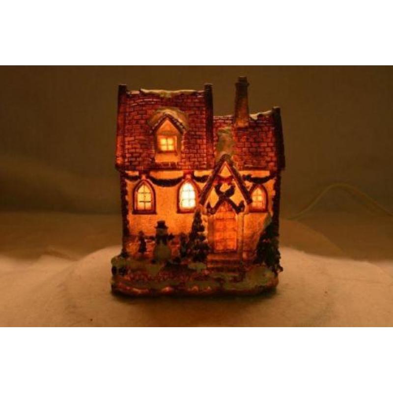 X-Mas Collection Kerstdorp Huisje met 2 Kinderen 2