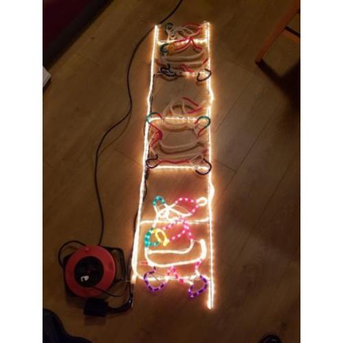 Klimmende kerstman.