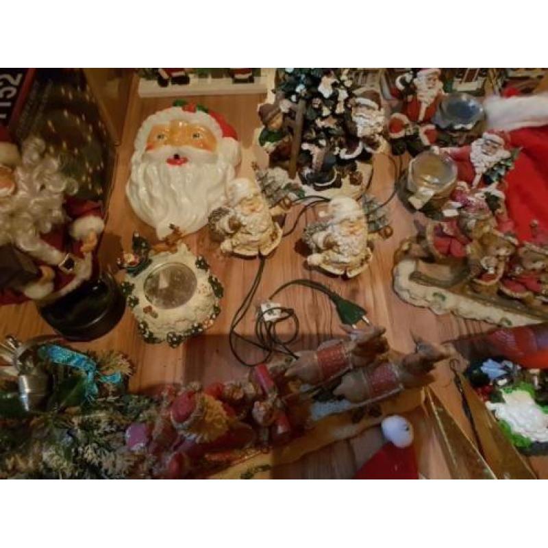 Diverse kerstspullen.