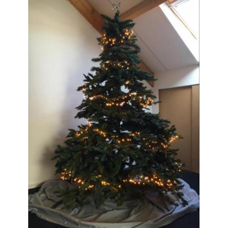 Zeer luxe, volle kunstkerstboom ca 230 groot!