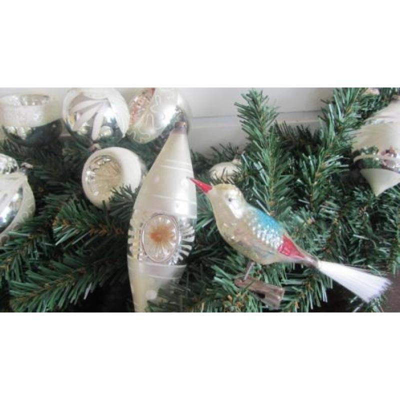 Kavel oude kerstballen