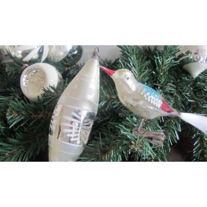 Kavel oude kerstballen
