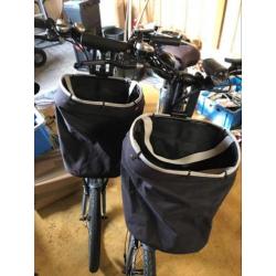 Twee E-Bike vouwfietsen Vogue easy city 6 versnellingen