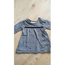 H&M jurkje maat 50 grijs met sterren