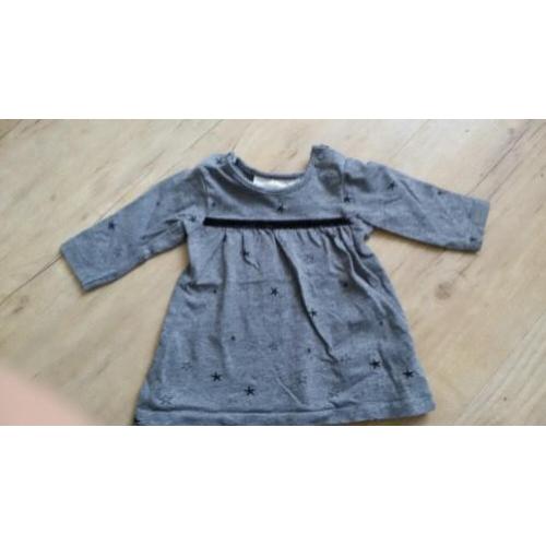 H&M jurkje maat 50 grijs met sterren