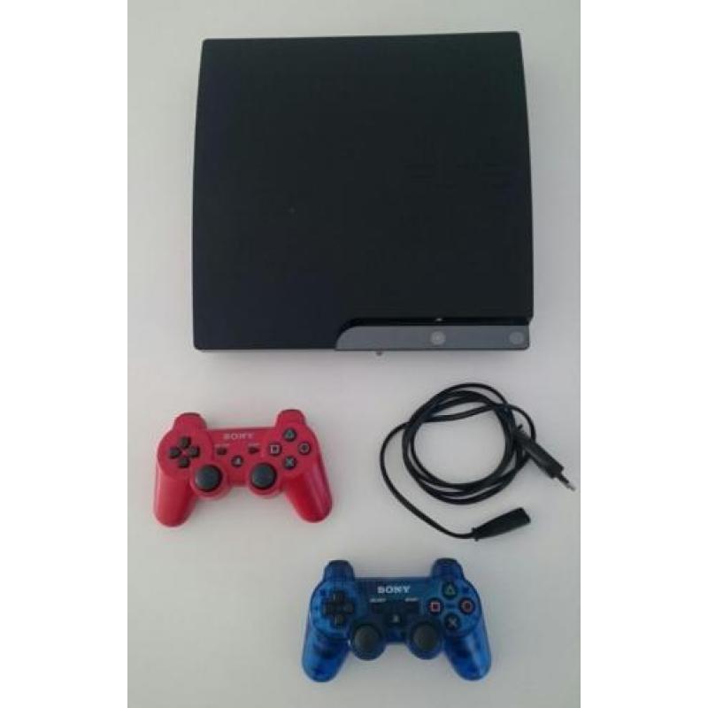 PS3 met 2 controllers, Bluetooth headset en games
