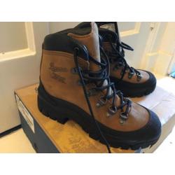 *NIEUW* DANNER COMBAT HIKER BOOTS - maat 4/35